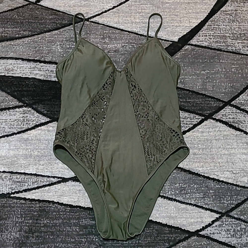 MOSSIMO ONE-PIECE V-NECK CROCHET SWIMSUIT